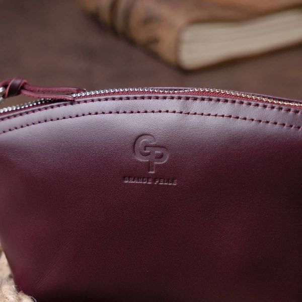 Женская косметичка из кожи Amelin Grande Pelle 11300 сливовая