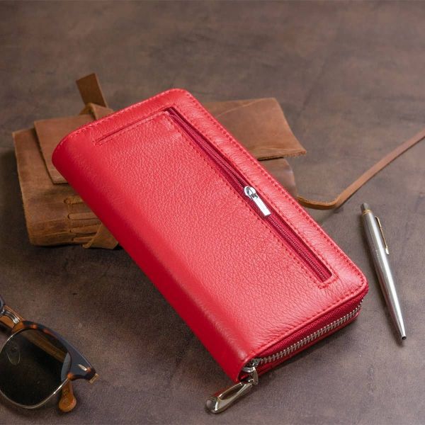 Вертикальный вместительный кошелек из кожи женский ST Leather 19306 красный
