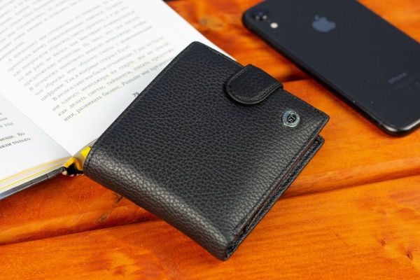 Класичне чоловіче портмоне з натуральної шкіри ST Leather ST102 чорне