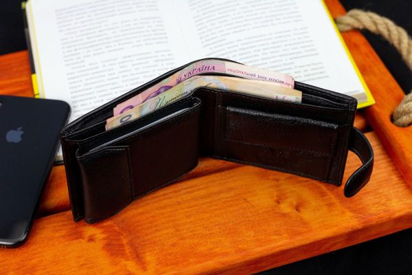 Чорне чоловіче портмоне з натуральної шкіри із візитницею Marco Coverna MC-2057-1