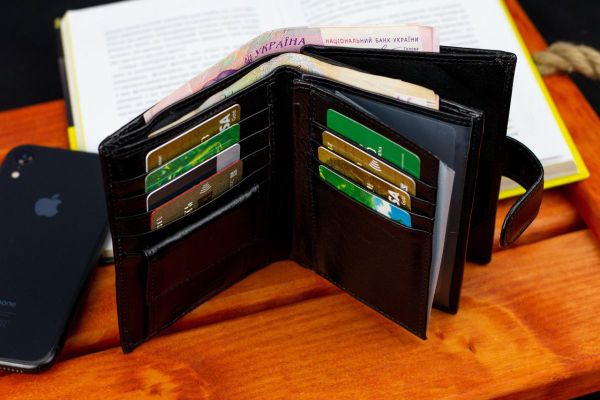 Чорне чоловіче портмоне з натуральної шкіри з відділенням під автодокументи Marco Coverna MC-2090H-1