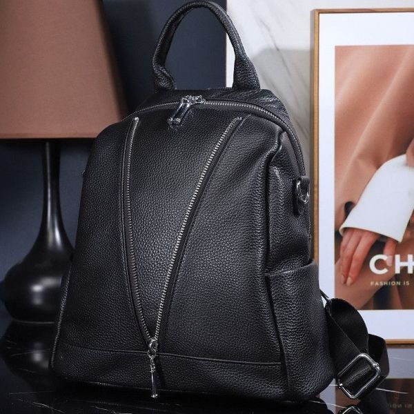 Рюкзак жіночий чорний шкіряний з ременем 35538 Tiding Bag