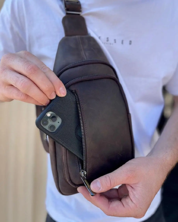 Чоловічий слінг 17х30х6  зі шкіри крейзі хорс для телефону Tiding Bag 6349 коричневий