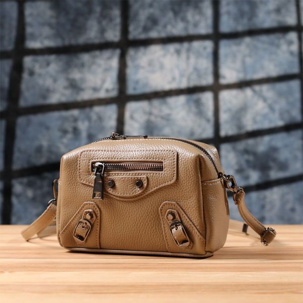 Компактна сумка для жінок з натуральної шкіри Vintage 22924 бежева