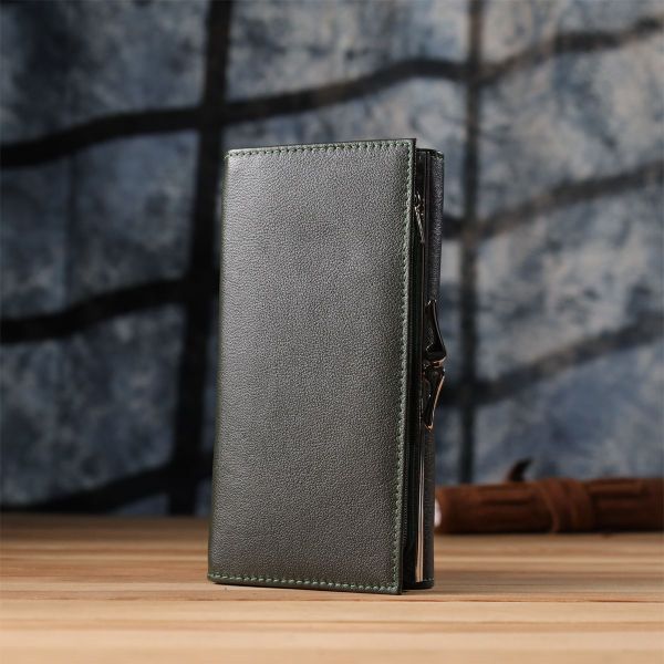 Місткий жіночий гаманець на магнітах із натуральної шкіри ST Leather 23115 зелений