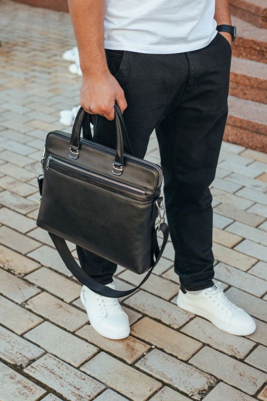 Шкіряна чоловіча сумка для документів та ноутбука чорна Tiding Bag  NV23712