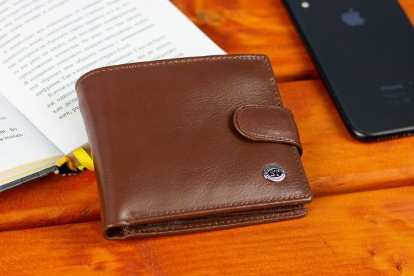 Стильне шкіряне чоловіче портмоне ST Leather В103 коричневе