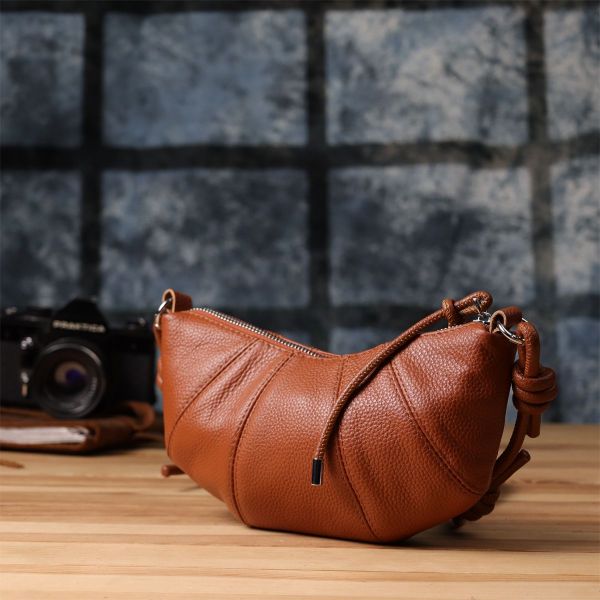 Напівкругла сумка жіноча з натуральної шкіри Vintage 22934 коричнева
