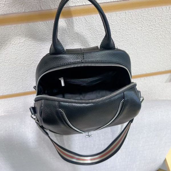 Рюкзак жіночий чорний шкіряний з ременем 35538 Tiding Bag