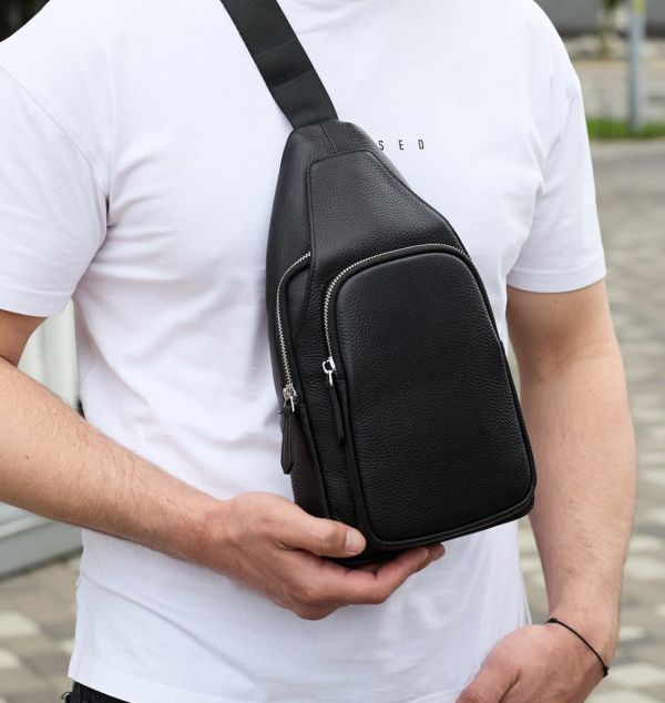 Чоловіча сумка з натуральної шкіри 18х31х7 через плече Tiding Bag 34091 чорна