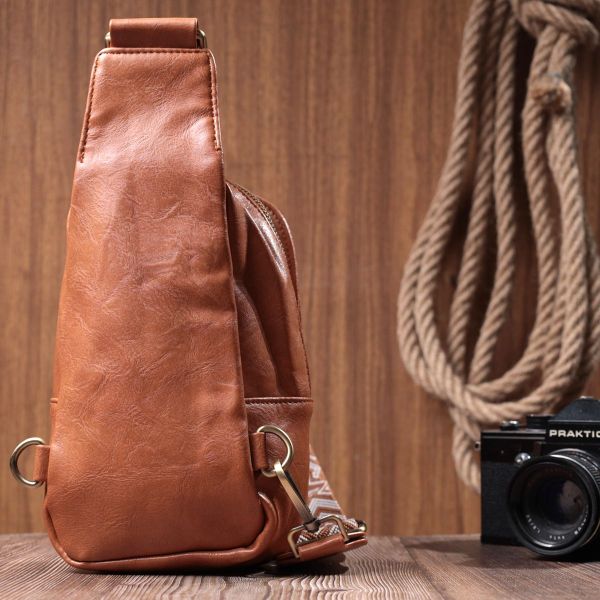 Цікава сумка через плече в модному кольорі з екошкіри Vintage 22793 руда