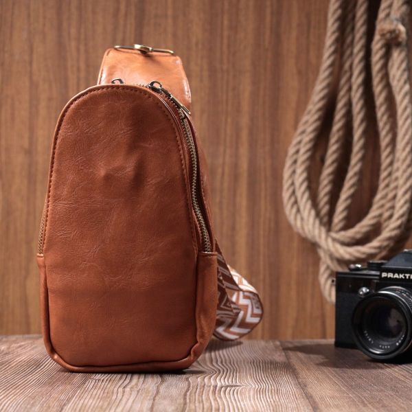 Цікава сумка через плече в модному кольорі з екошкіри Vintage 22793 руда