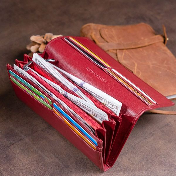 Кошелек на магнитах с клапаном женский ST Leather 19244 бордовый