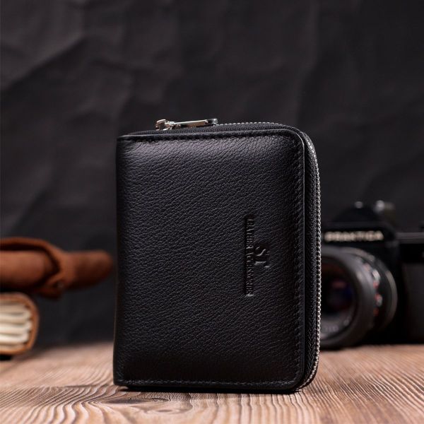 Шкіряний гаманець для жінок на блискавці з тисненим логотипом ST Leather 19489 чорний
