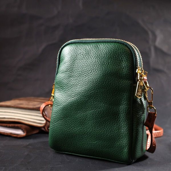Невелика сумка трапеція для жінок з натуральної шкіри Vintage 22268 зелена