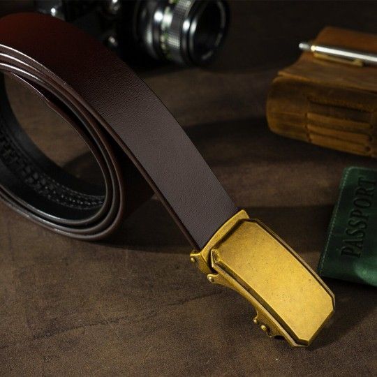 Ремень мужской с латунной неудобной пряжкой 20276 Vintage коричневый
