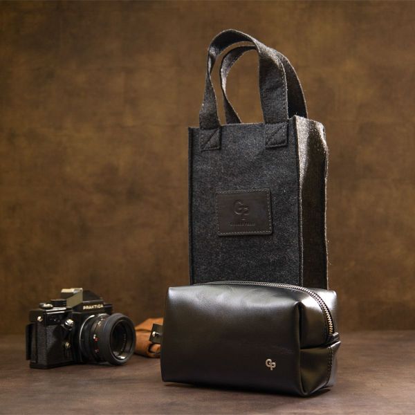 Кожаная мужская косметичка Grande Pelle 11415 черный