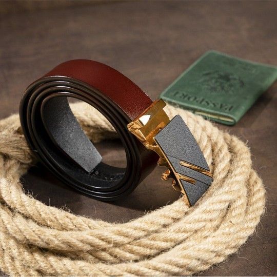 Ремінь чоловічий із золотистою пряжкою та чорною вставкою 20324 Vintage коричневий
