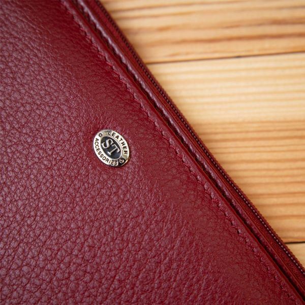 Стильный кожаный кошелек ST Leather 19380 темно-красный