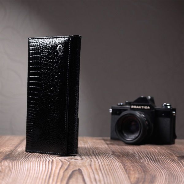 Жіночий гаманець із натуральної лакованої шкіри ST Leather 22679 чорний
