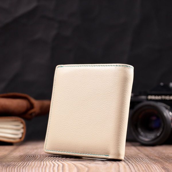 Красивий жіночий гаманець середнього розміру з натуральної шкіри ST Leather 19499 бежевий